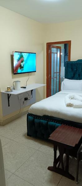 Luxurious small studio Kaisa gardens kileleshwa